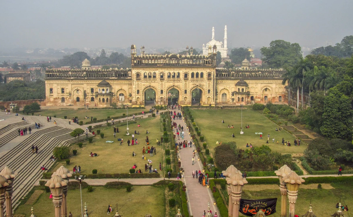 A Winter Jaunt to Lucknow
